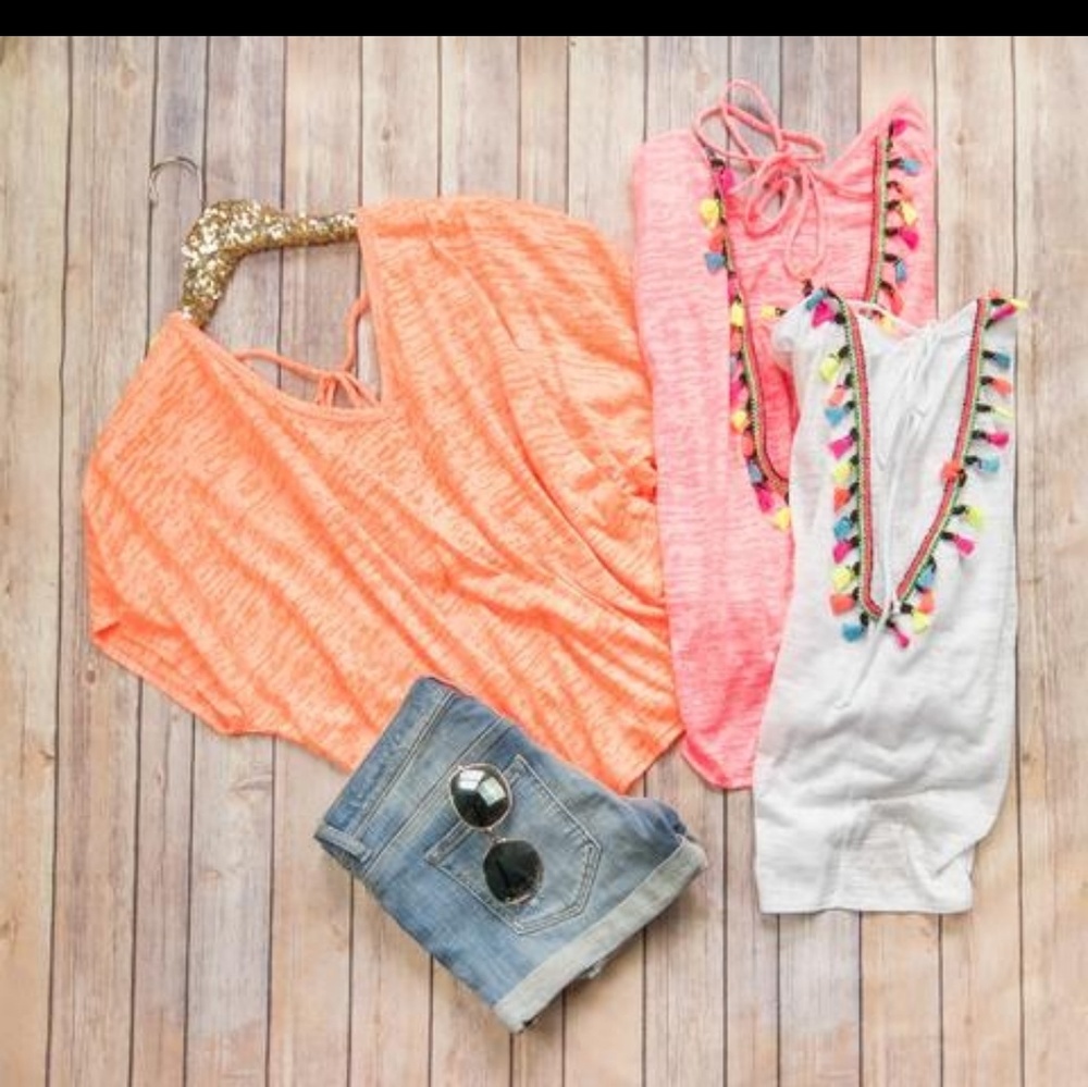 Flaunt Boutique, summer fun tassel top